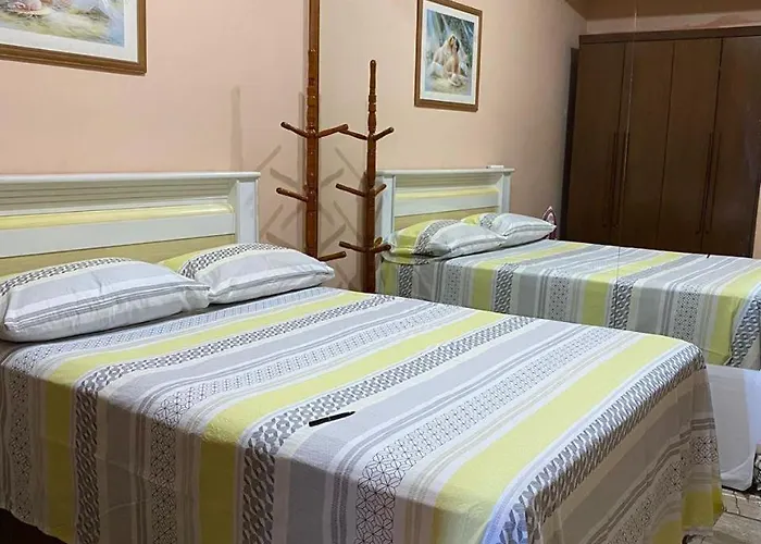 Appartement à 3 Chambres à Coucher